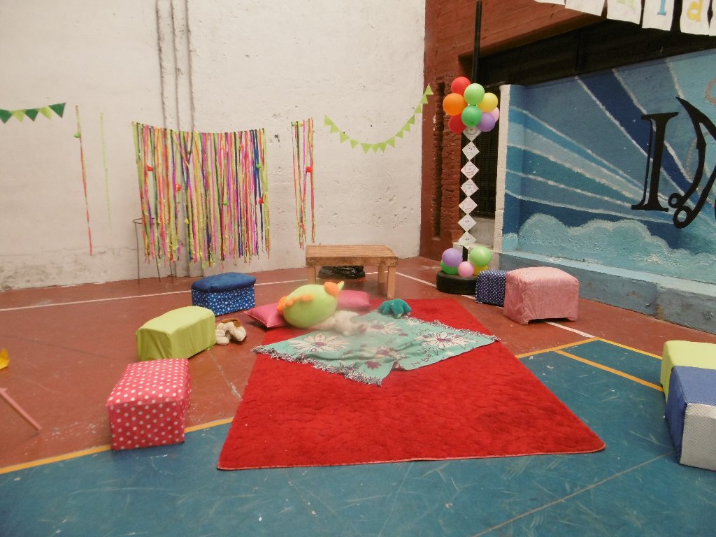 Feria de Arte y Libros en el Instituto de María Inmaculada