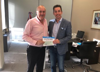 El Intendente recibió aportes del Fondo de Desarrollo Urbano, para la remodelación de Plaza San Martín