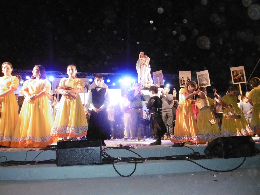 Colectividades: Indio Lucio Rojas y Procesión