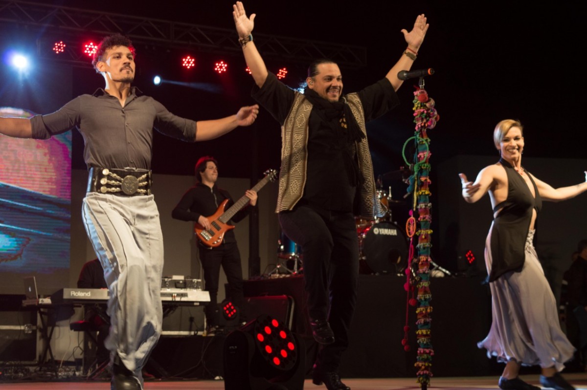 Colectividades: Indio Lucio Rojas y Procesión