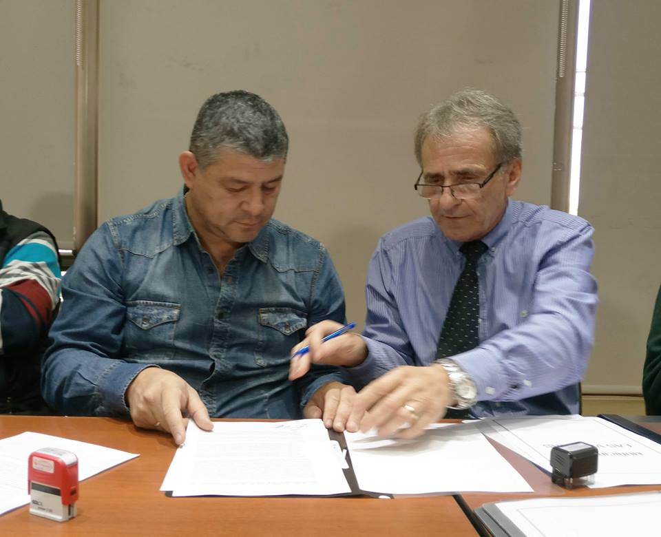 Firma de Convenio entre EPEC, la Municipalidad y las Cooperativas para obra eléctrica