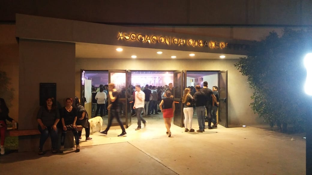 Absoluta normalidad en el multitudinario baile de Ulises Bueno