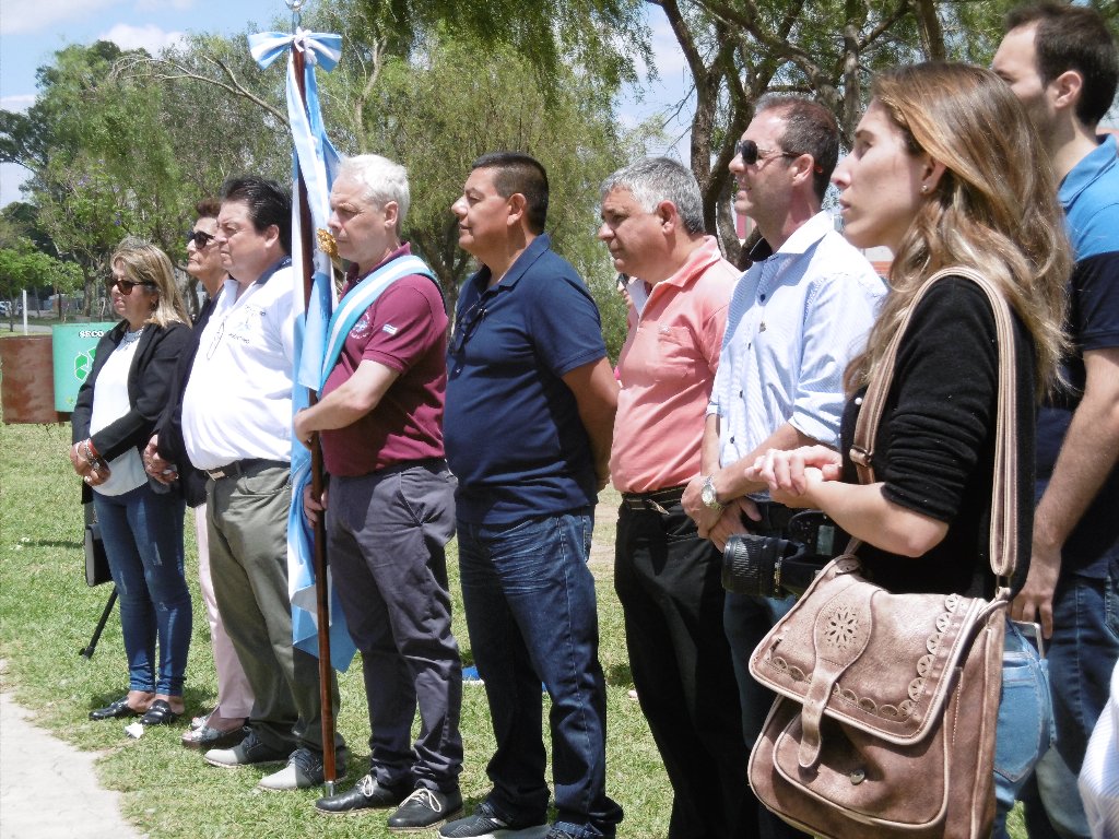 Inauguraron en el Paseo del Caminante una placa en honor a los Ex Combatientes de Malvinas