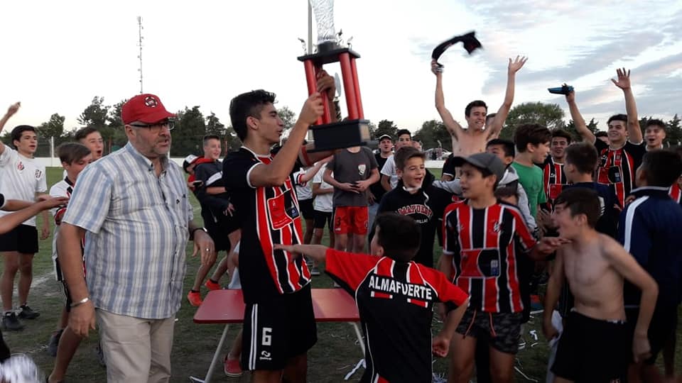 Anticipo: Almafuerte Campeón Absoluto 2018 de Divisiones Inferiores