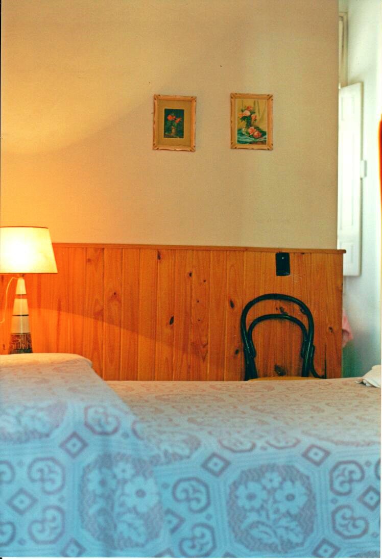 Hotel Mayo: con la nostalgia a flor de piel (Audio y galería de imágenes)