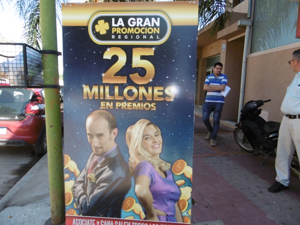 Entregaron los premios a los ganadores de la Rifa de Devoto en Las Varillas y región