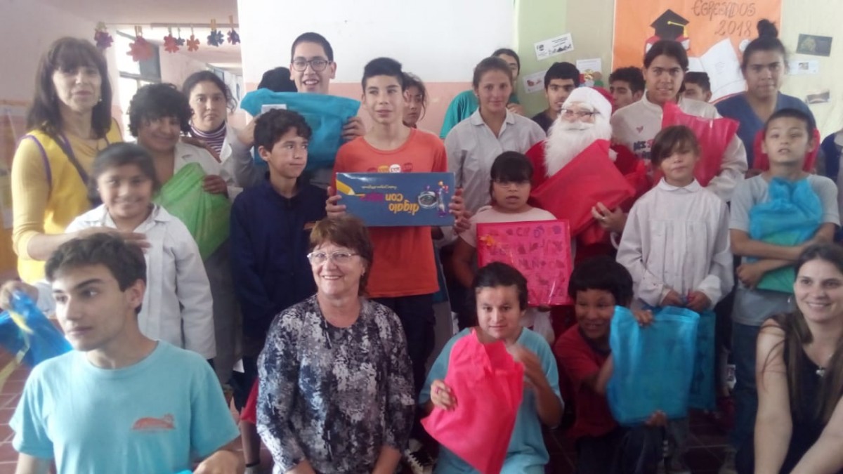 Repartieron juguetes en  varios establecimientos  de la ciudad