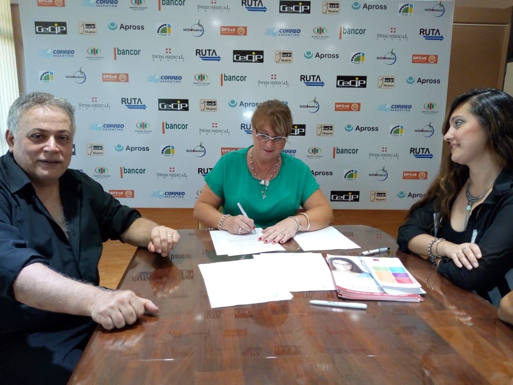 Firmaron importante convenio entre el CeCIP y la Sociedad Italiana