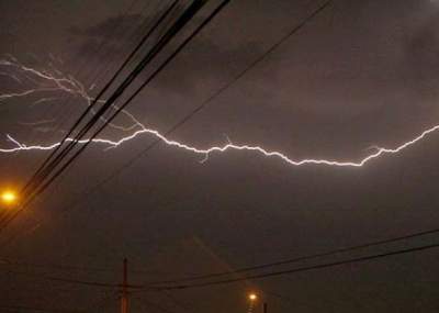 Intensa tormenta pero con escasos daños en la ciudad