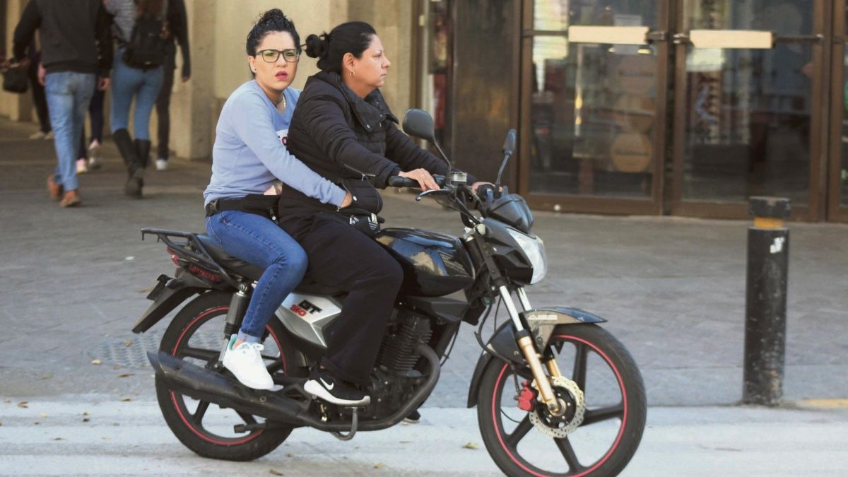 Circular en moto sin caso sigue siendo la infracción más común.