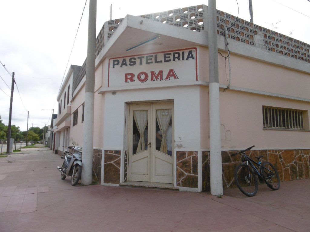 Este domingo cierra una parte de la historia de la ciudad: la Pastelería Roma