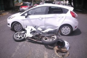 Auto contra moto, el choque más común en Las Varillas