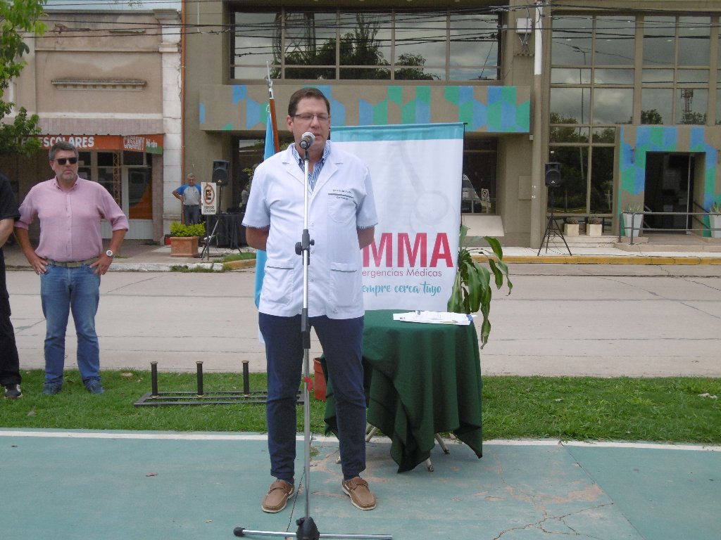 La Cooperativa presentó la nueva ambulancia de EMMA