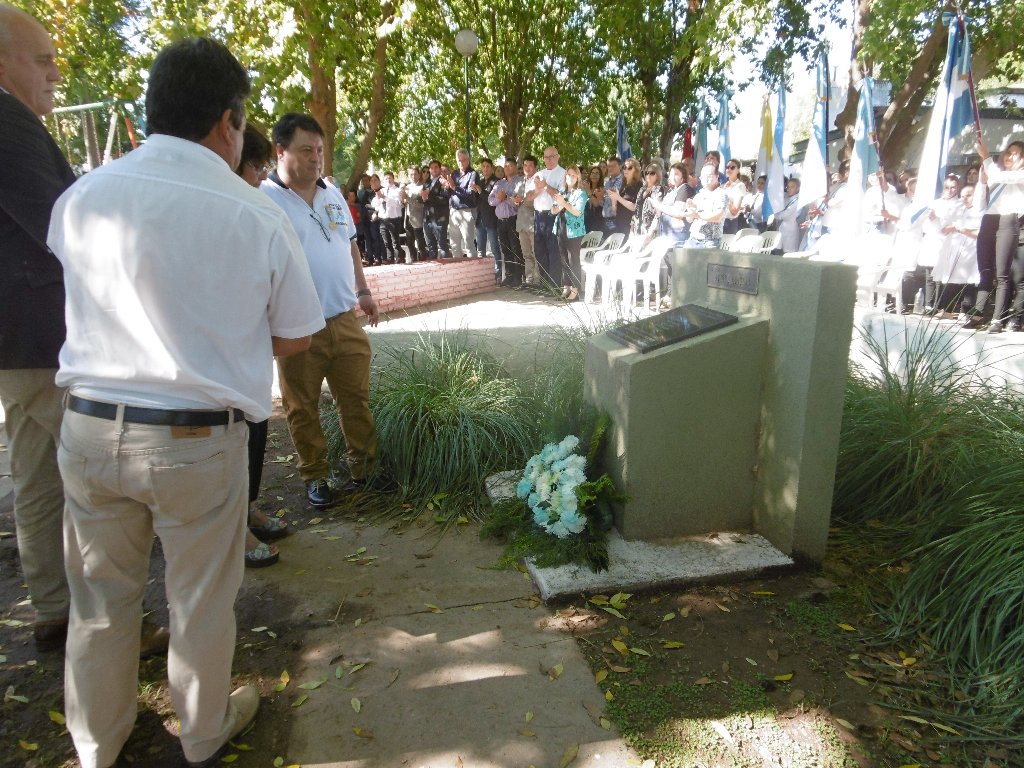 Emotivo acto por Malvinas en Las Varillas