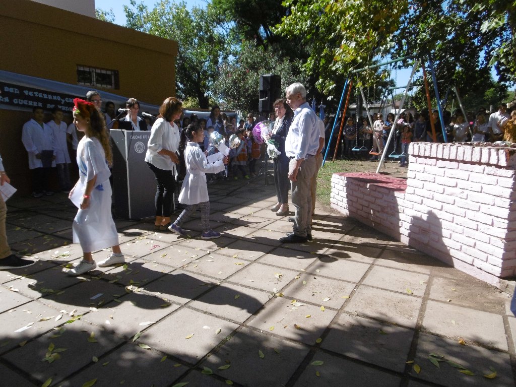 Emotivo acto por Malvinas en Las Varillas