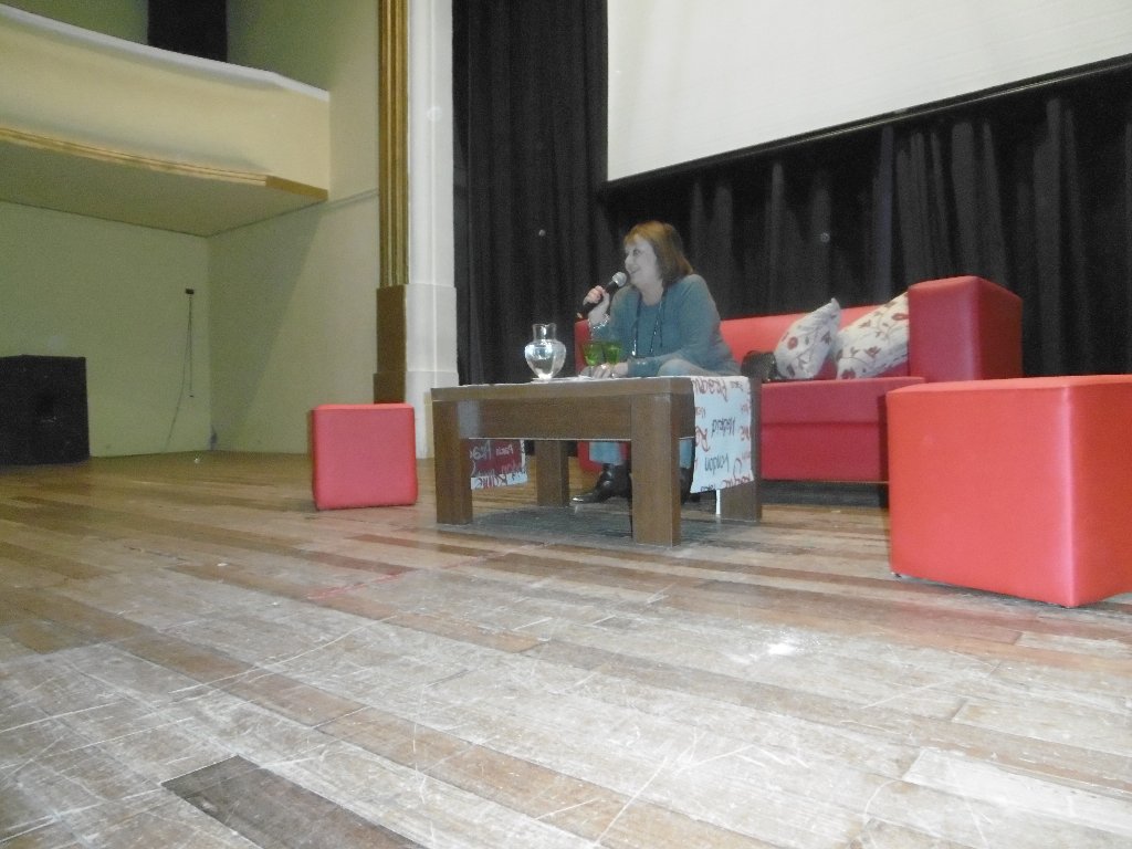 Disertación de Liliana González en Las Varillas