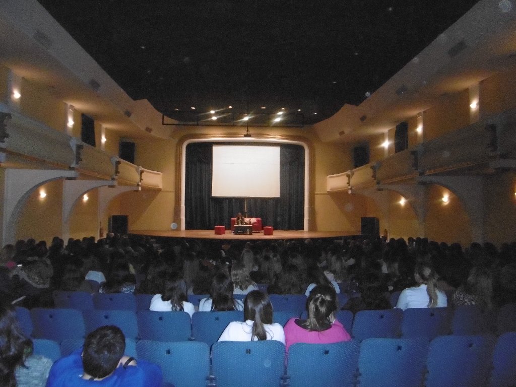 Disertación de Liliana González en Las Varillas