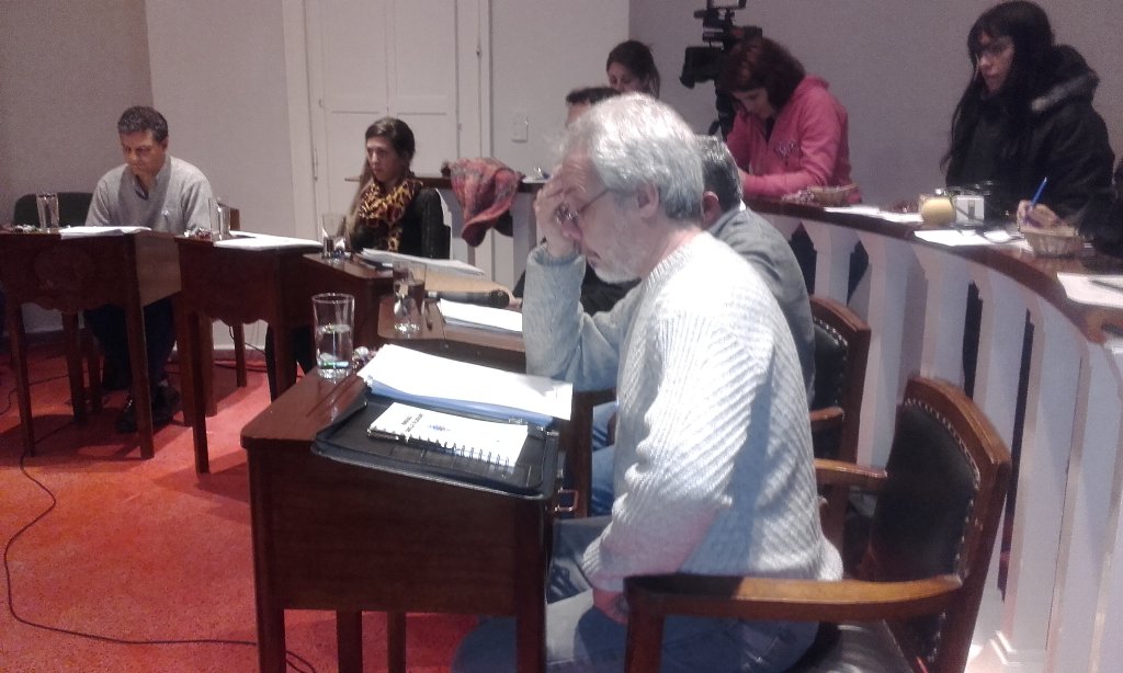 Aprobaron Decreto de Necesidad de Urgencia pero un edil oficialista presentó su renuncia a la banca