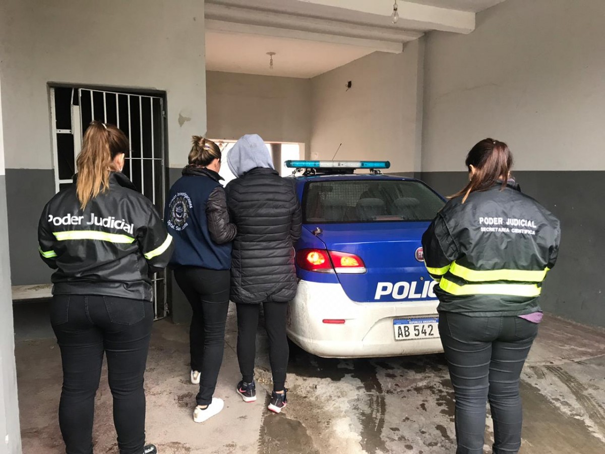 Dos detenidos en Río Cuarto, uno de ellos policía, por presuntas estafas telefónicas