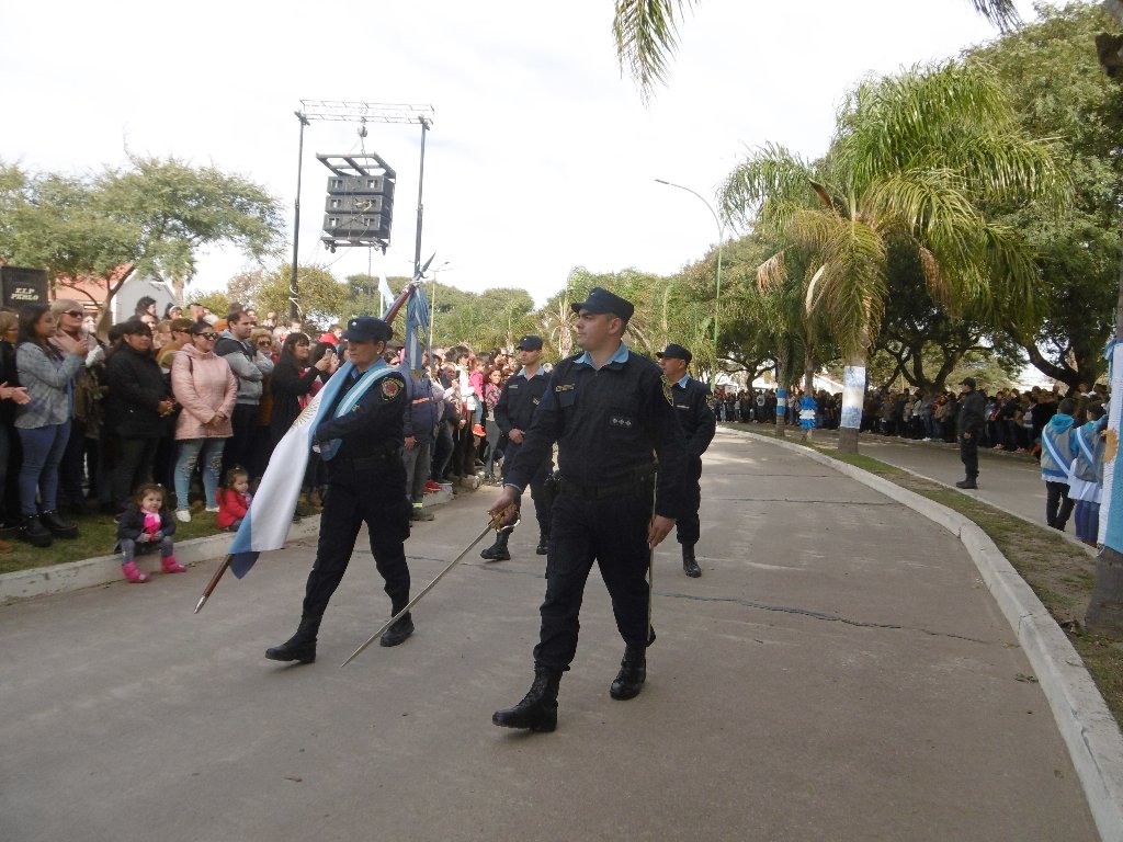Gran desfile del Día de la Bandera en el Centro Cívico