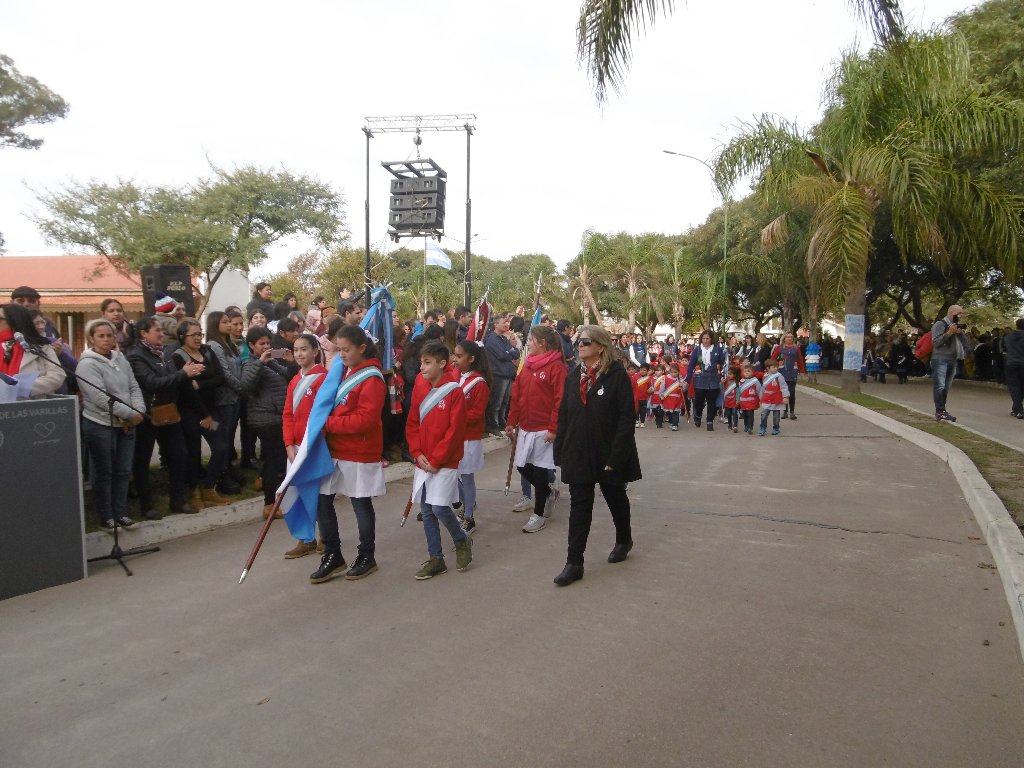 Gran desfile del Día de la Bandera en el Centro Cívico