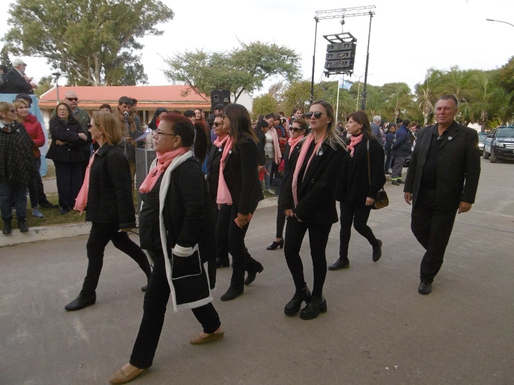 Gran desfile del Día de la Bandera en el Centro Cívico