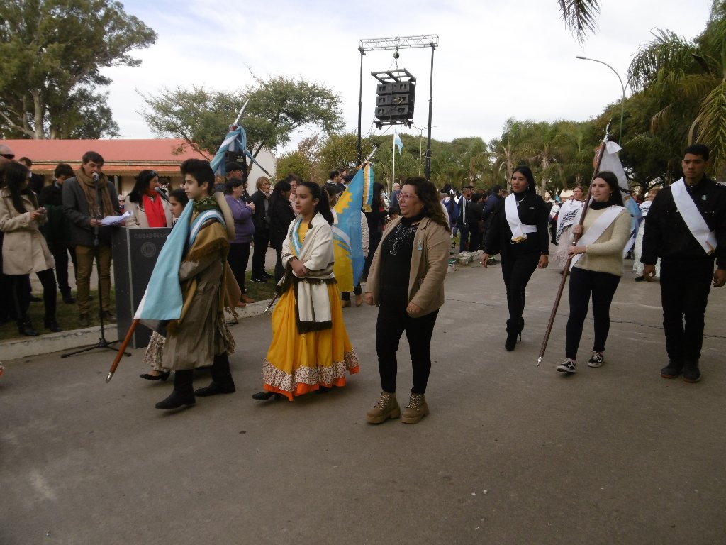 Gran desfile del Día de la Bandera en el Centro Cívico