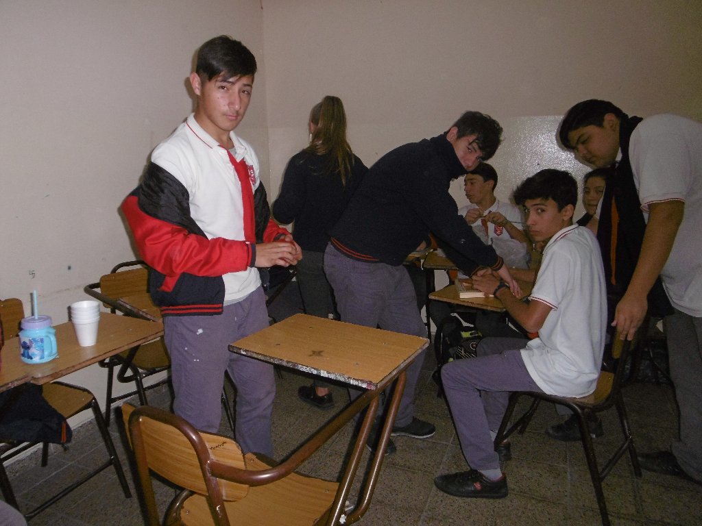 El Zuvi tejió