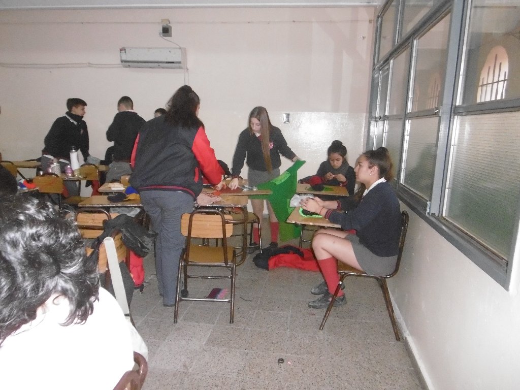 El Zuvi tejió