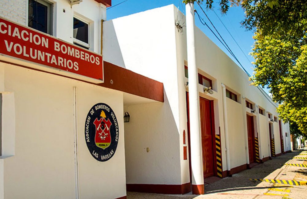 Bomberos en Alerta Amarilla por incendios forestales