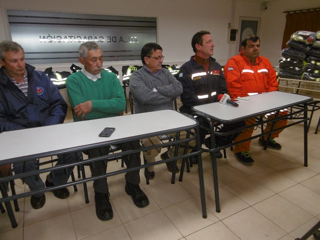 Bomberos anunciaron la compra de equipos y un  convenio con  el Club de Leones