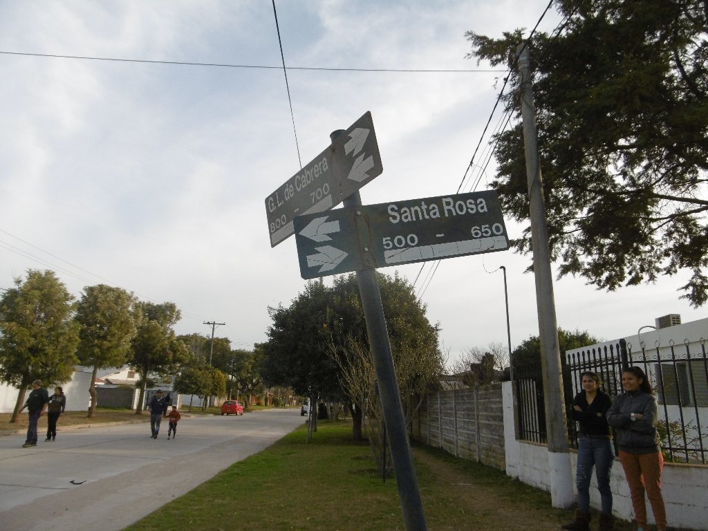 Choque en Cabrera y Santa Rosa. Dos lesionadas