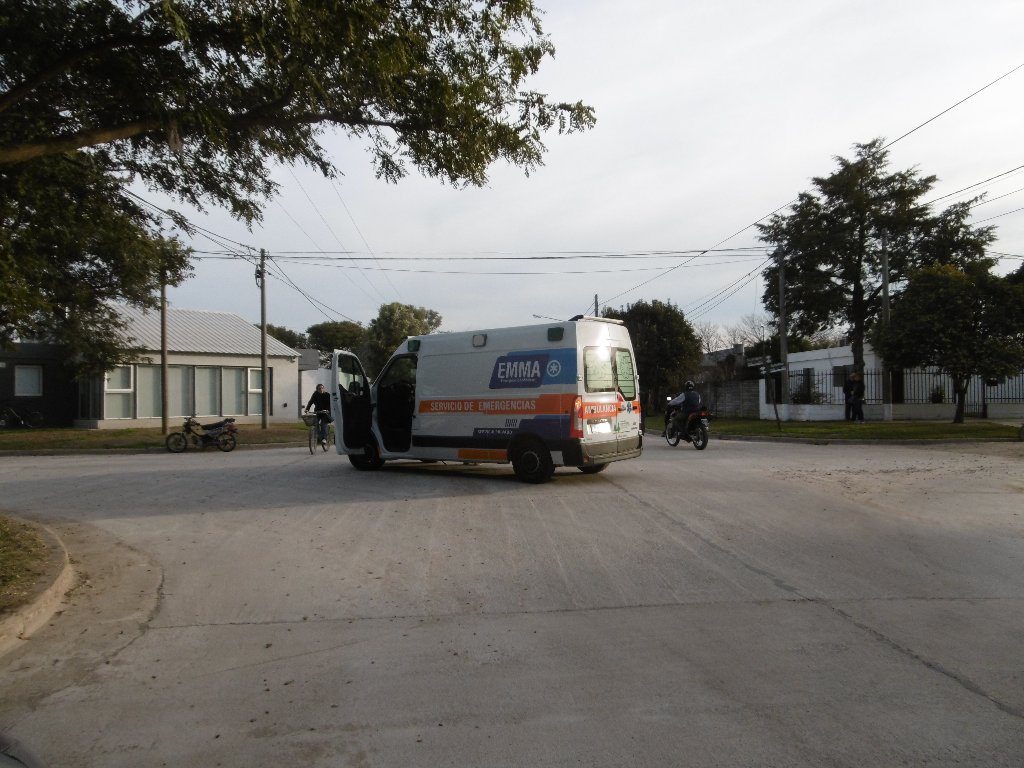 Choque en Cabrera y Santa Rosa. Dos lesionadas