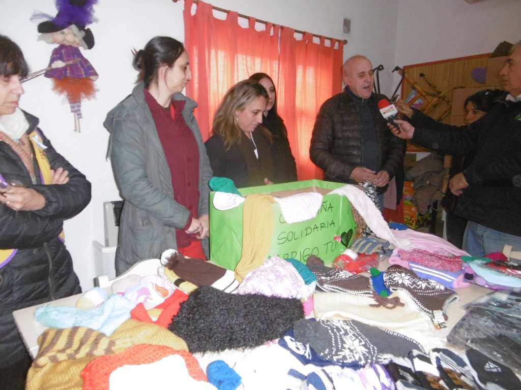 Entregaron ropa de la Campaña Abrigo tu Corazón