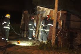 Se incendió precaria vivienda. Pérdidas totales.