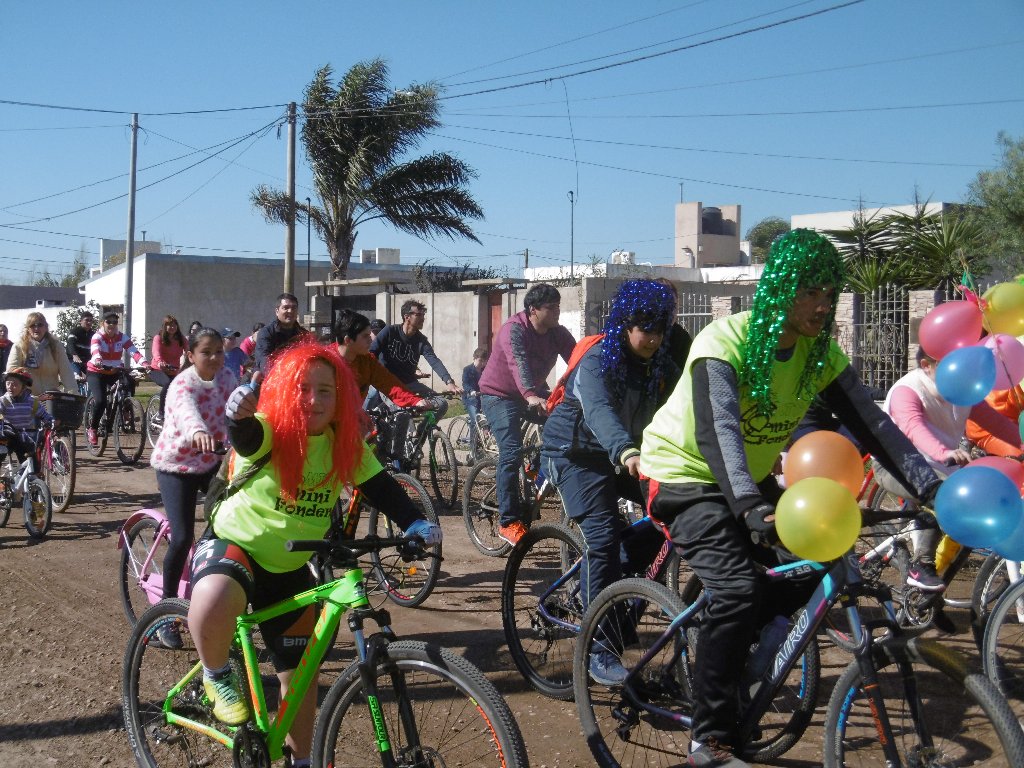 Multitudinaria Bicicleteada Parroquial