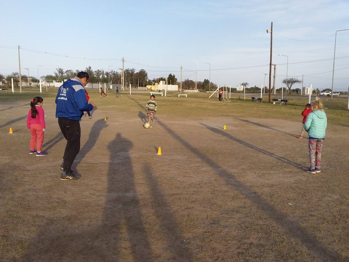 Escuela de fútbol El Golazo y su función social por medio del deporte