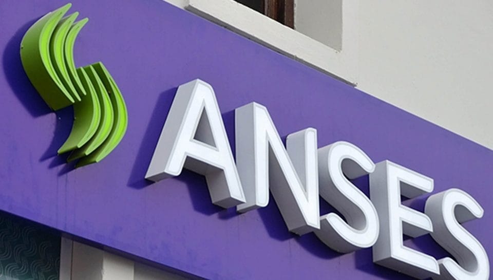Información útil de Anses para beneficiarios, con montos y topes a cobrar