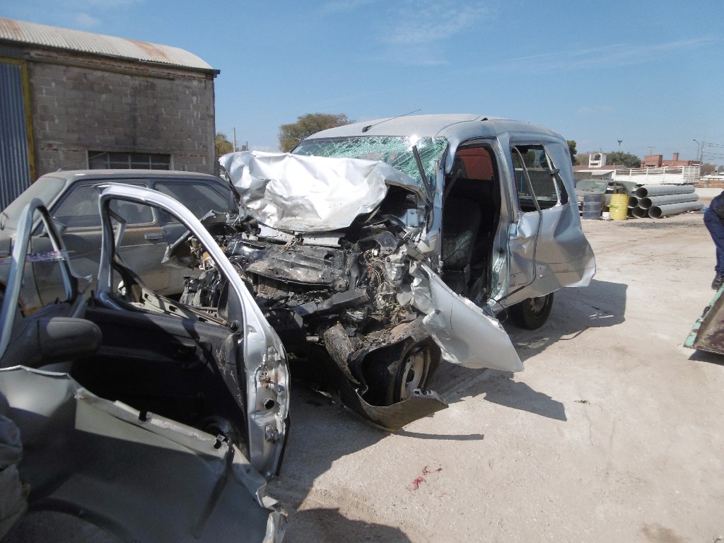 Cuatro personas fallecieron luego de un choque frontal  a la altura de Trinchera