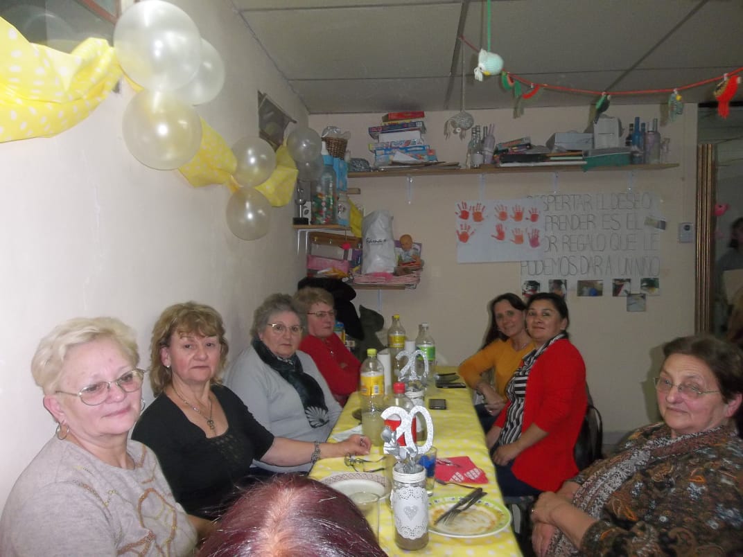 Lucecita:  20 imágenes para 20 años de solidaridad