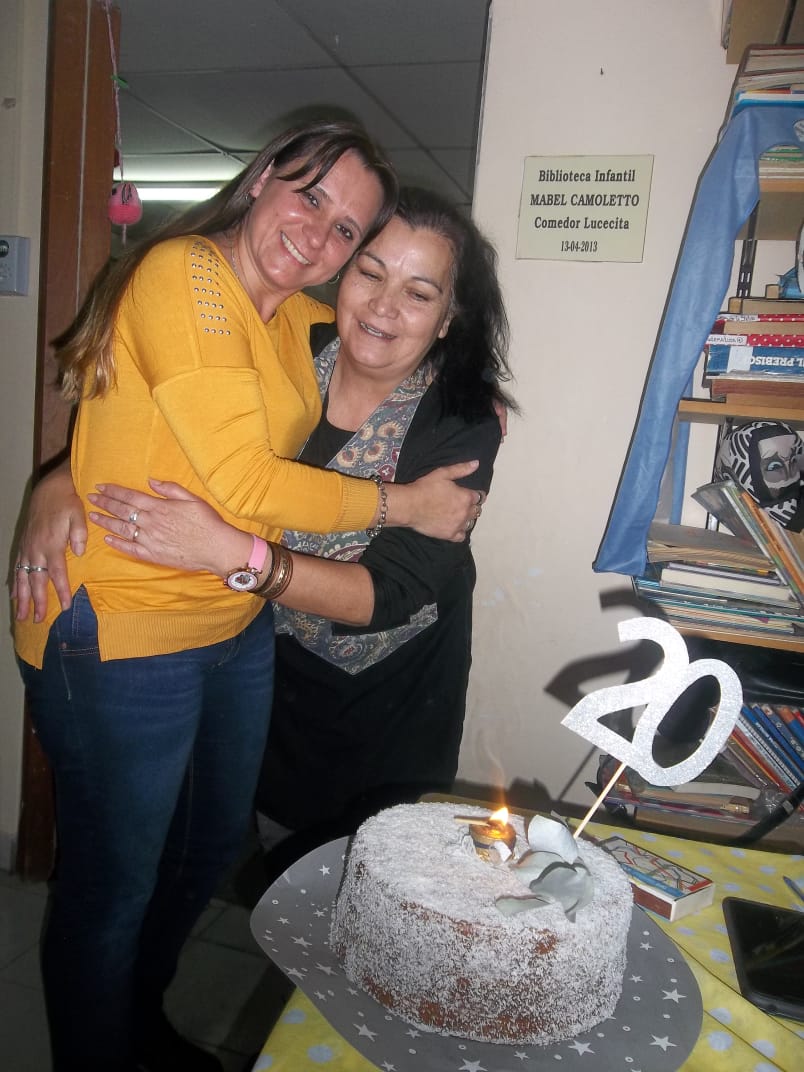 Lucecita:  20 imágenes para 20 años de solidaridad