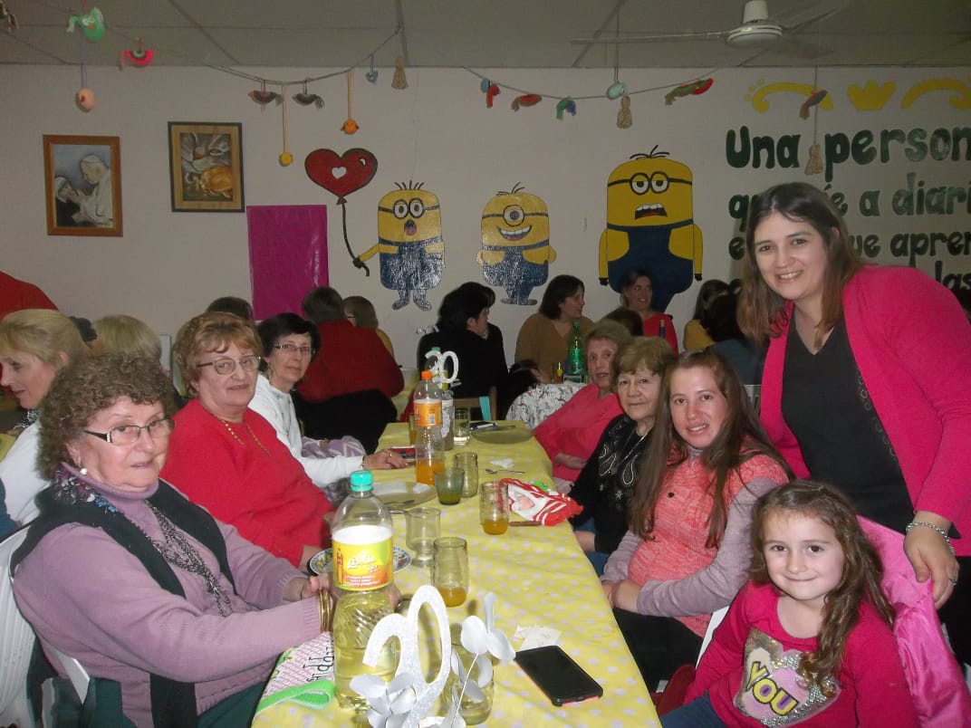Lucecita:  20 imágenes para 20 años de solidaridad