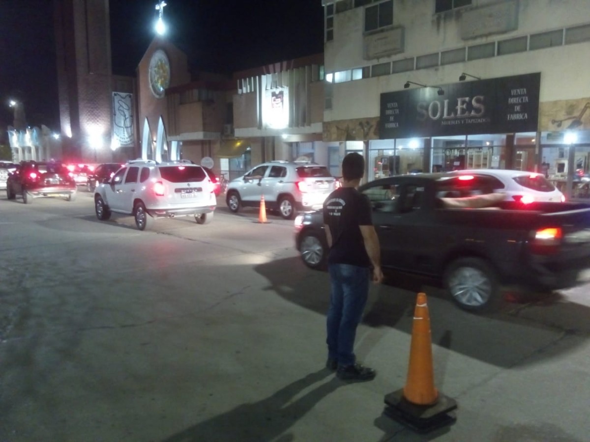 Se realizó la bendición de vehículos en la novena de las fiestas patronales (con face live y galería de fotos)