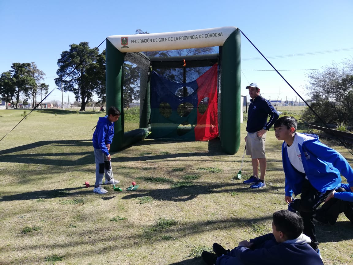 Se realizó el torneo regional de golf de escuelas primarias en Las Varillas