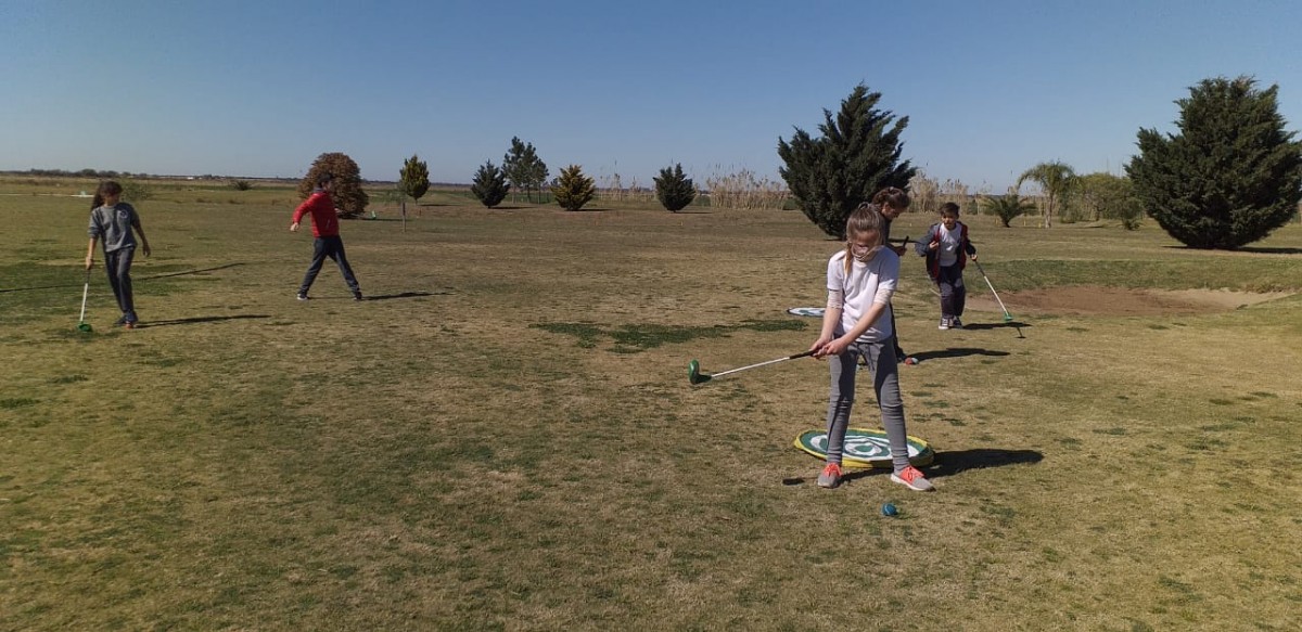 Se realizó el torneo regional de golf de escuelas primarias en Las Varillas