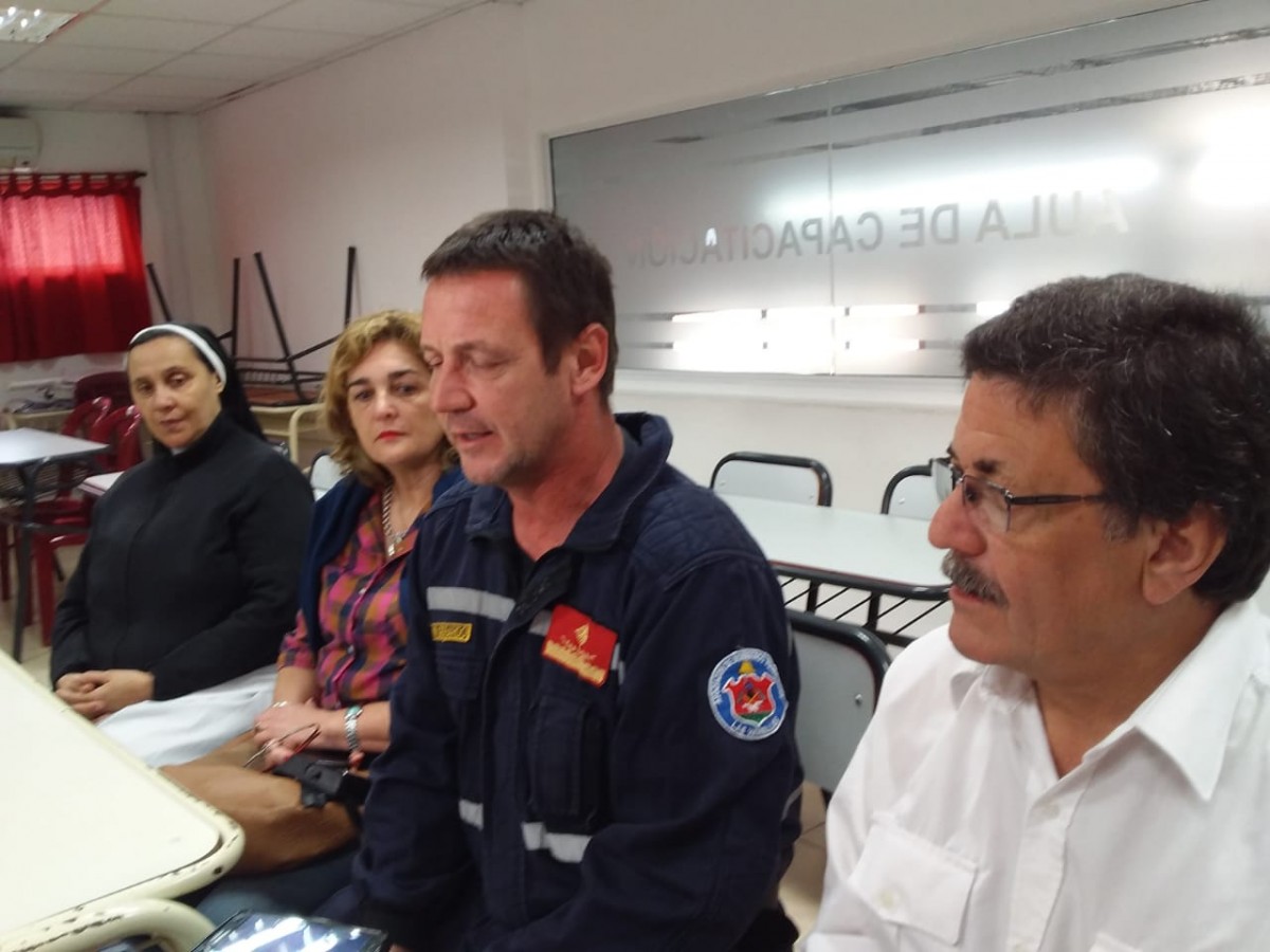 Anunciaron el otorgamiento de becas para bomberos locales