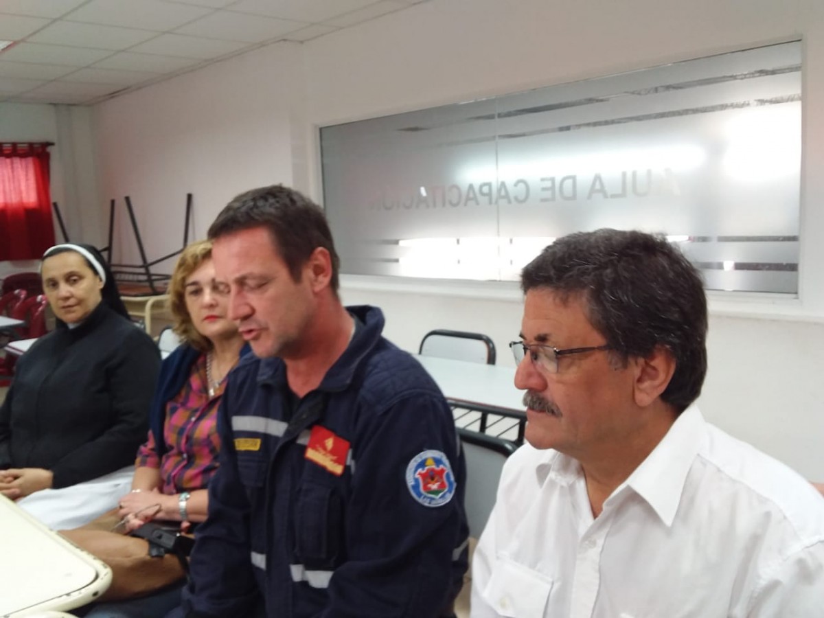 Anunciaron el otorgamiento de becas para bomberos locales