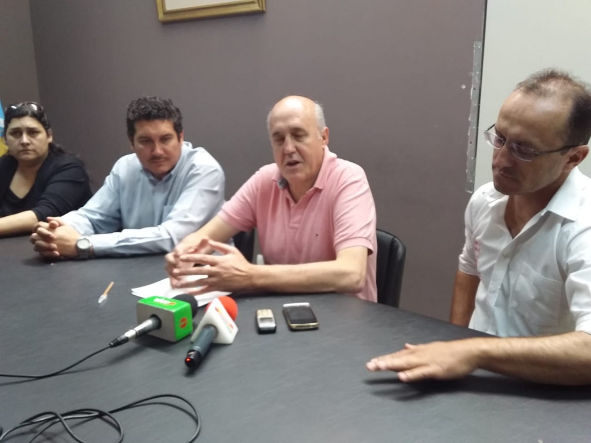 Convenio entre el Municipio y el Club Huracán