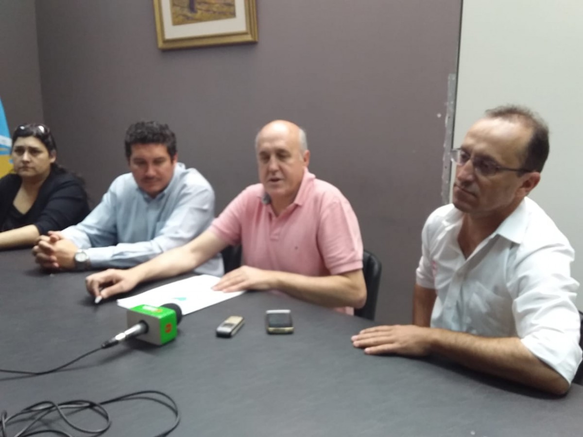 Convenio entre el Municipio y el Club Huracán