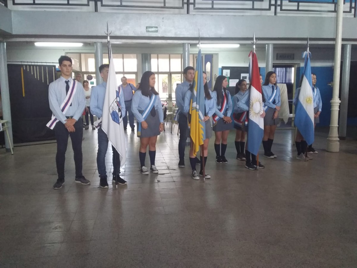 Jornada de Socialización de Productos Tecnológicos en el IPET de Las Varillas